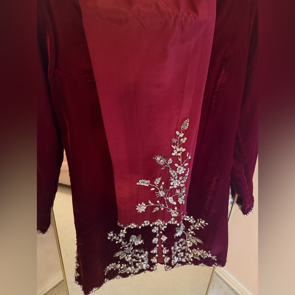 Chic Burgundy Embellished Women's Kurta - Picture 3 of 4